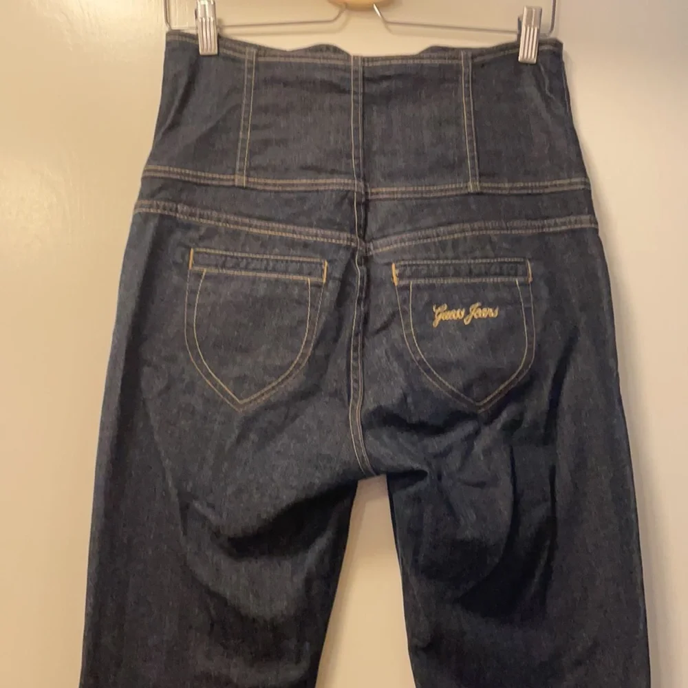 Jeans - Picture 4 of 4